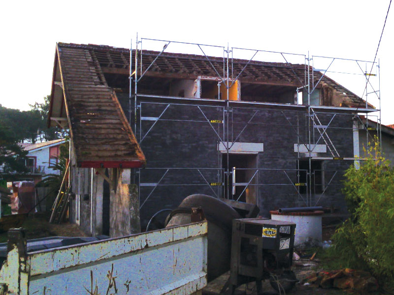 Labouyrie-renovation-charpente-toiture-couverture-capbreton
